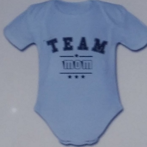Baby Clothes - Picture 1 of 3